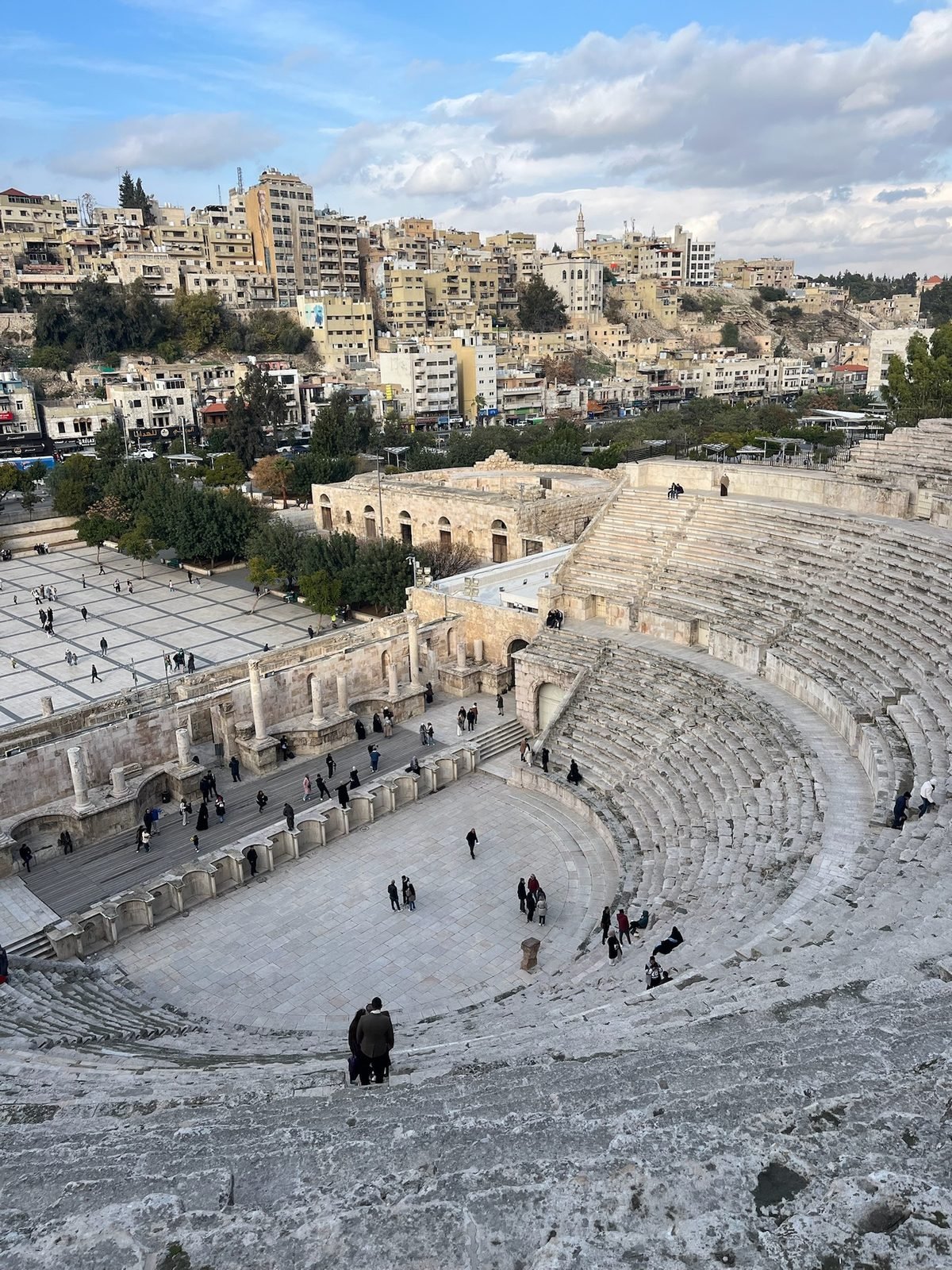 Il Teatro Romano al tramonto