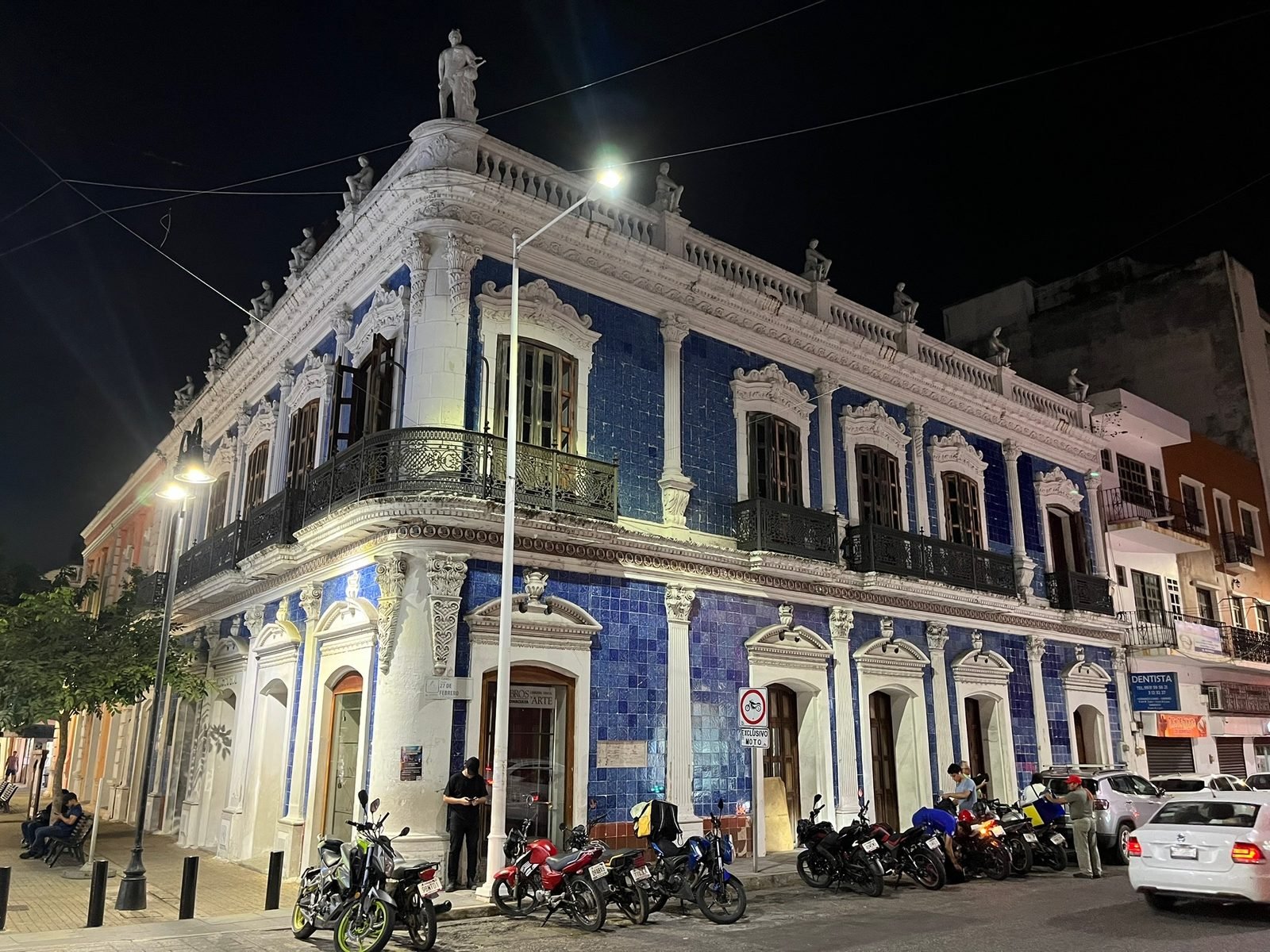 Il centro di Villahermosa di sera
